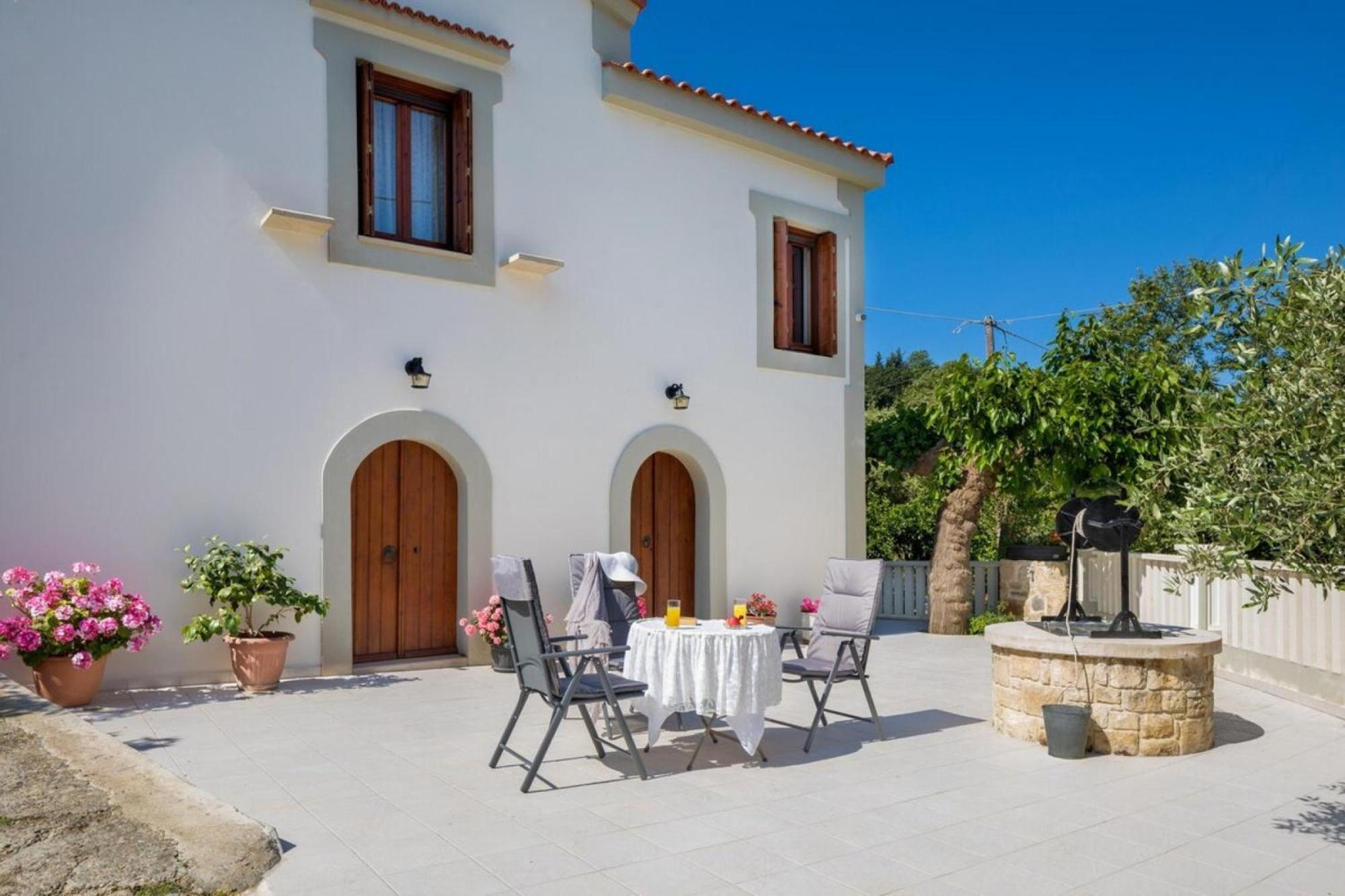 Panethimos House In Nature